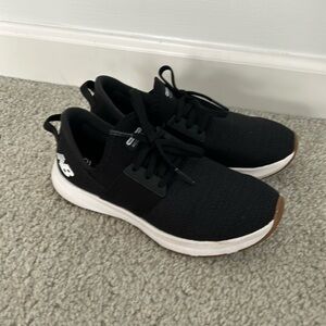 Kids New Balance Dynasoft Nergize slip on, size 2